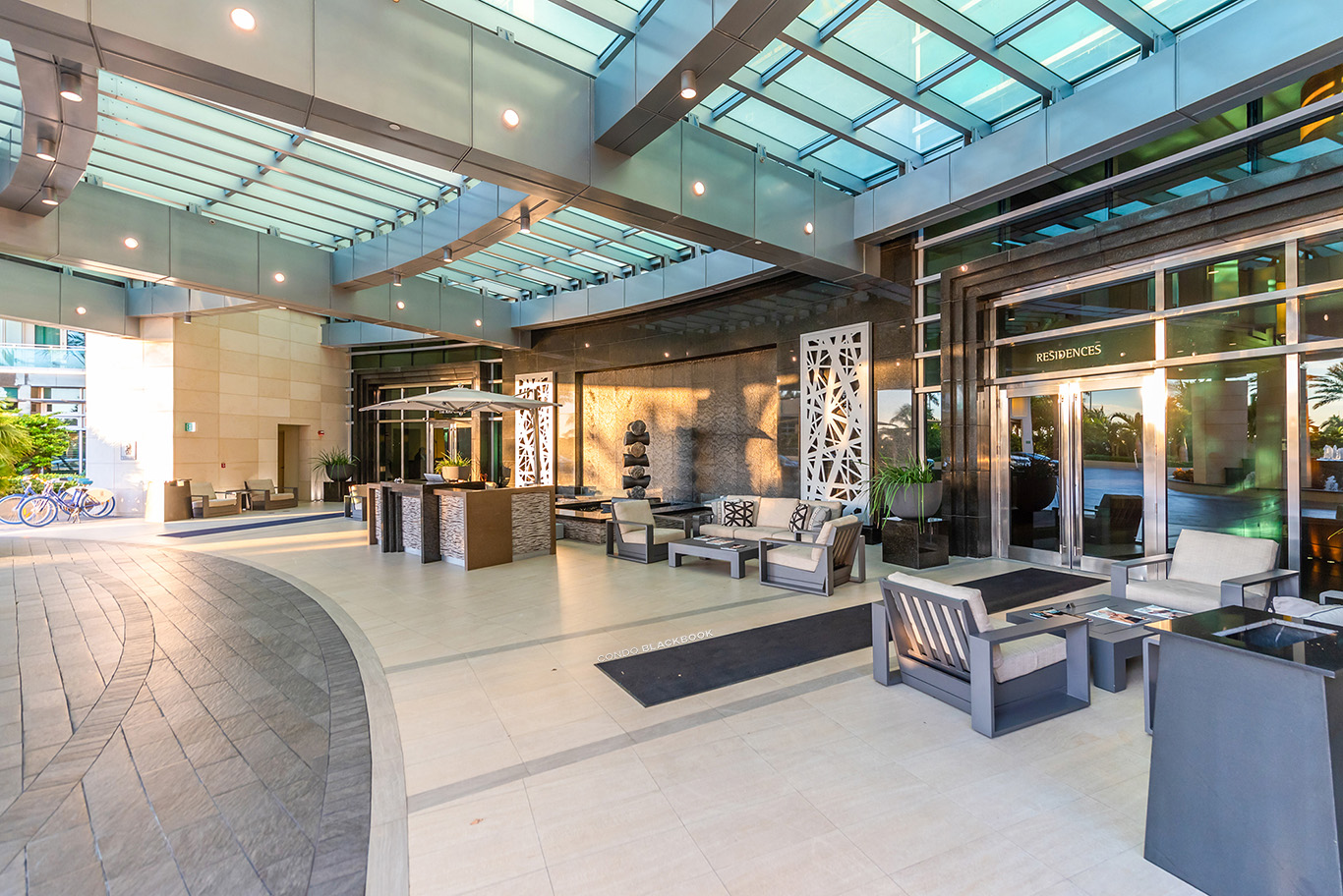 One Bal Harbour, 10295 Collins Ave One Bal Harbour Img2