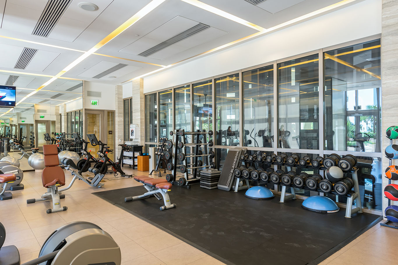 St. Regis Bal Harbour North, 9705 Collins Ave St. Regis Bal Harbour North Img3