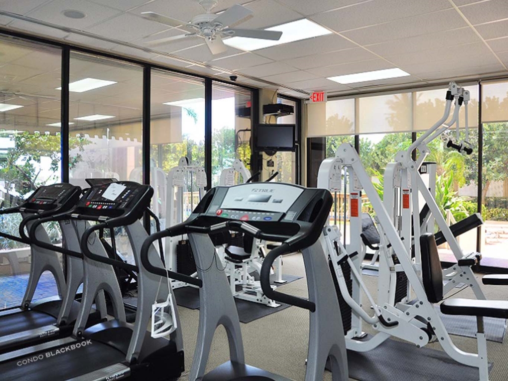 Jockey Club III, 11113 Biscayne Blvd Jockey Club III Img7