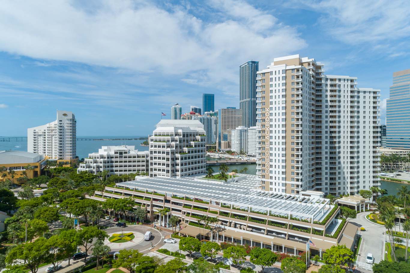 Courvoisier Courts, 701 Brickell Key Blvd Courvoisier Courts Img0