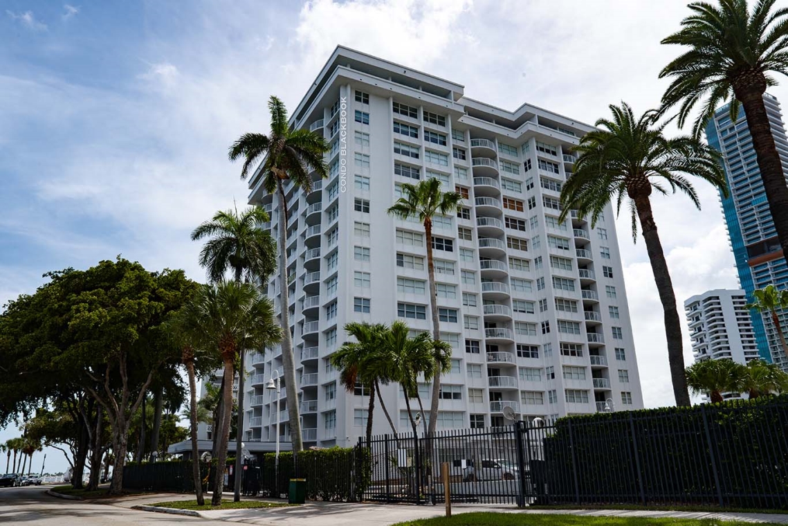 Bayshore Place, 1420 S Bayshore Drive Bayshore Place Img5