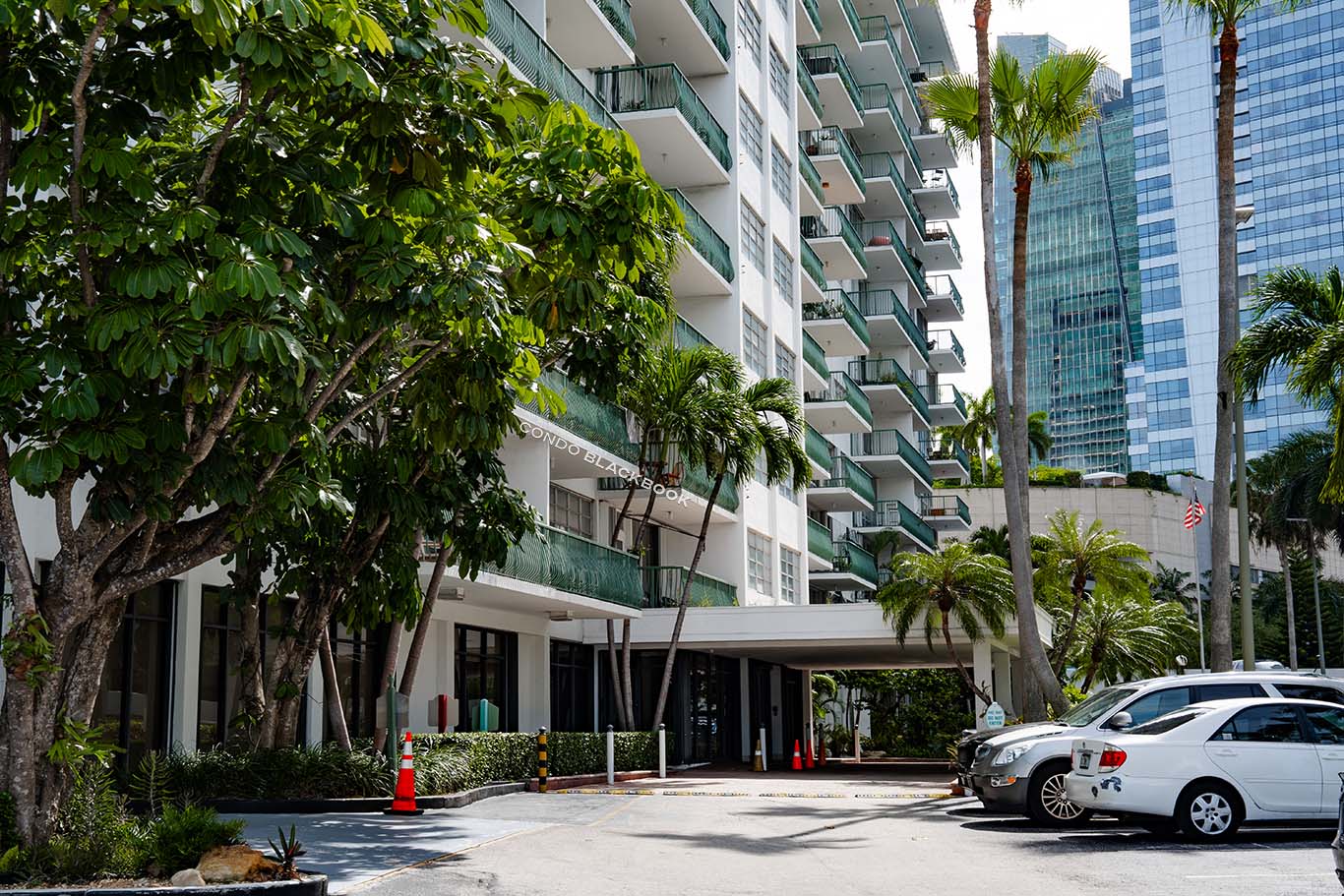 Brickell Bay Tower, 1408 SE Bayshore Drive and 1408 Brickell Bay Drive Brickell Bay Tower Img4