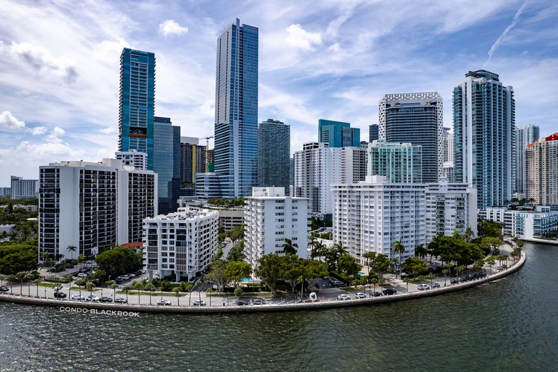 Brickell Shores Img3