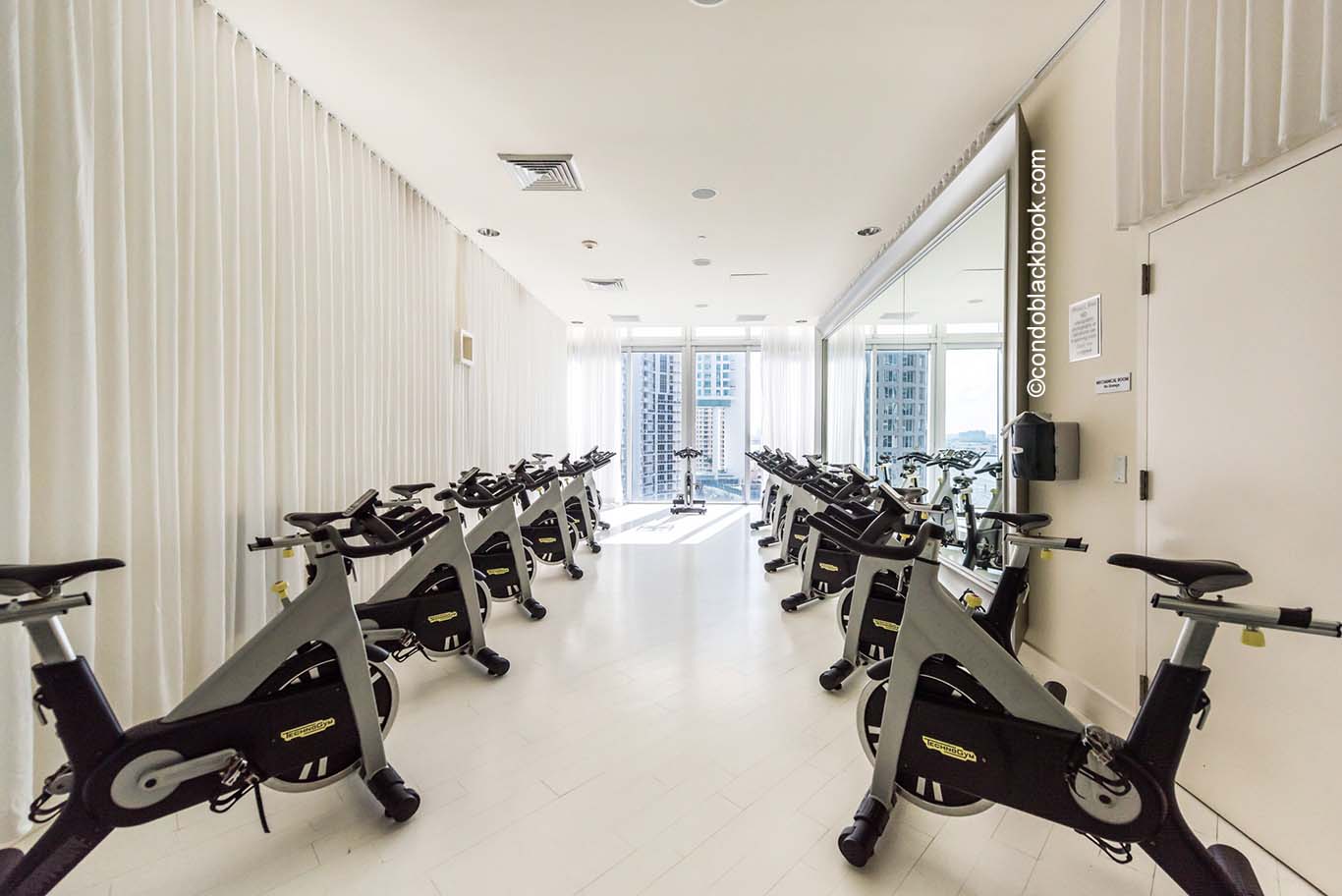 Icon Brickell II Img5