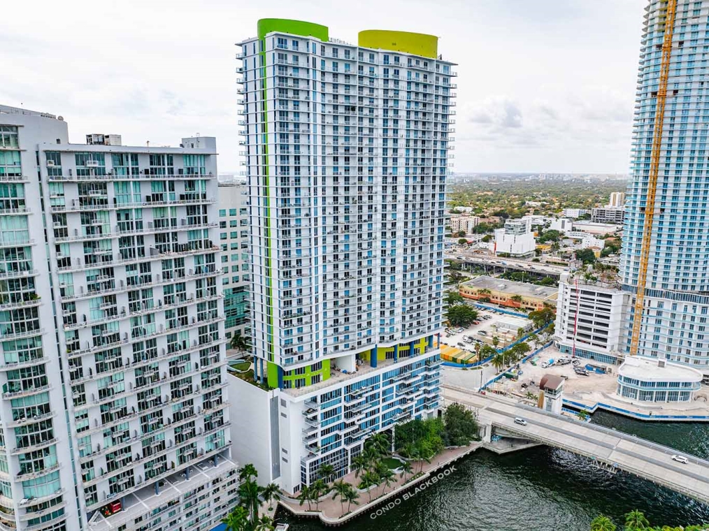 Latitude, 185 SW 7th St Latitude Img2