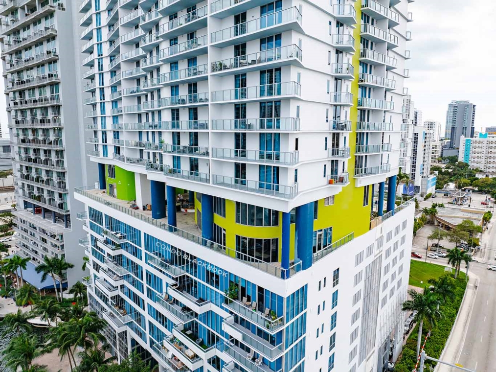 Latitude, 185 SW 7th St Latitude Img4