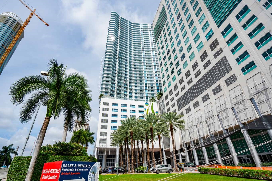 Latitude, 185 SW 7th St Latitude Img8