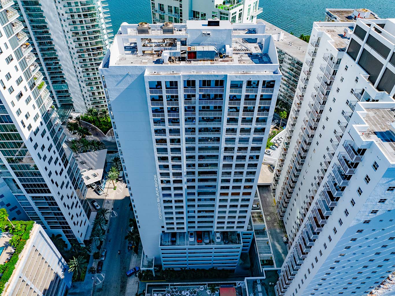 Sail on Brickell, 170 SE 14th Street Sail on Brickell Img1