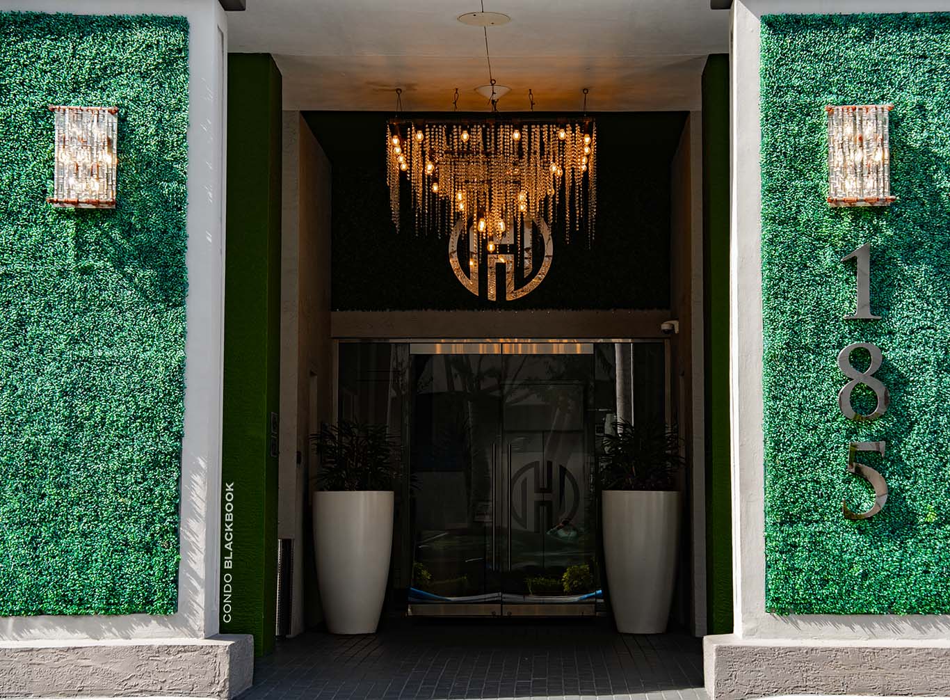 The Four Seasons Residences Img3