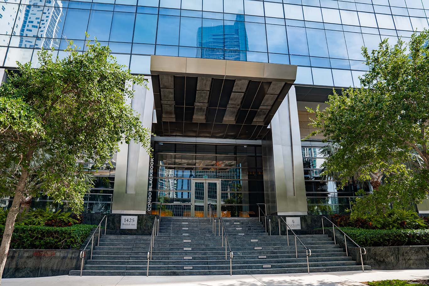 The Four Seasons Residences Img4