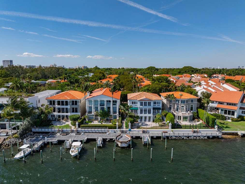 Bayshore Villas Coconut Grove Img1