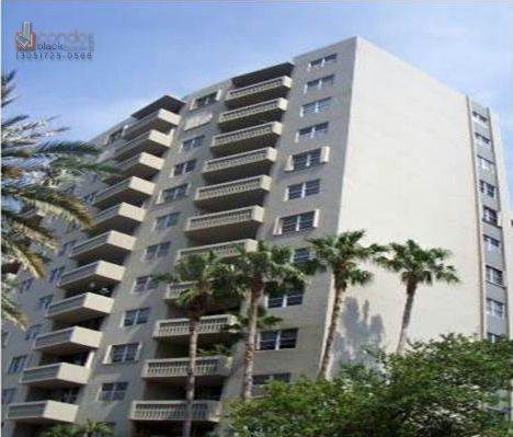 Gables Waterway Towers, 90 Edgewater DR Gables Waterway Towers Img1