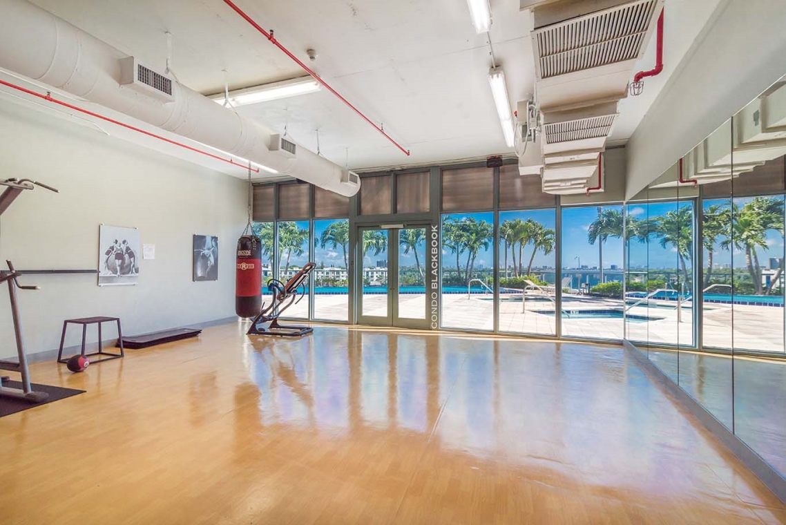 Blue, 601 NE 36th St Blue Img5