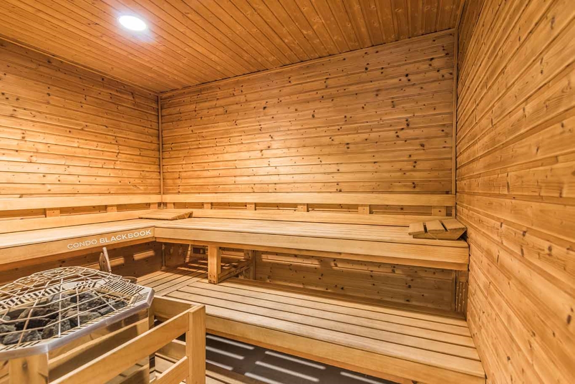 Blue, 601 NE 36th St Blue Img9