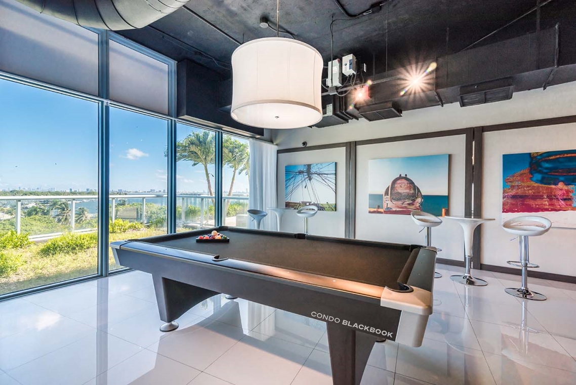 Blue, 601 NE 36th St Blue Img10