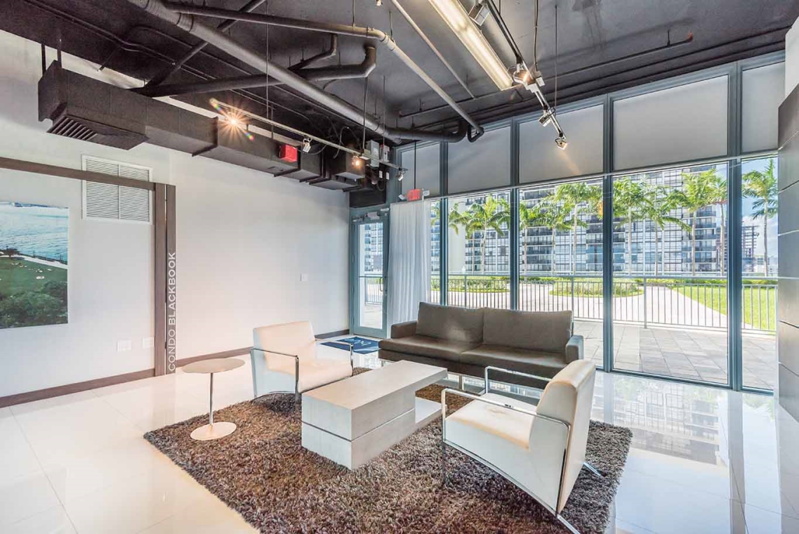 Blue, 601 NE 36th St Blue Img12