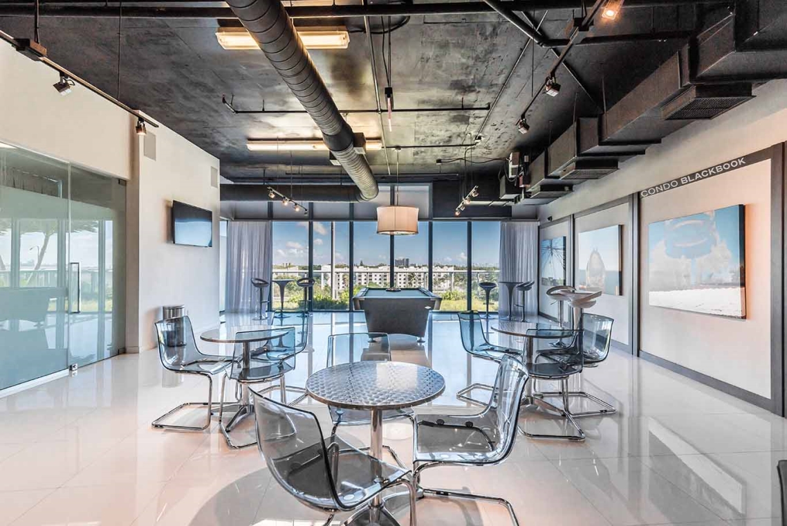 Blue, 601 NE 36th St Blue Img13