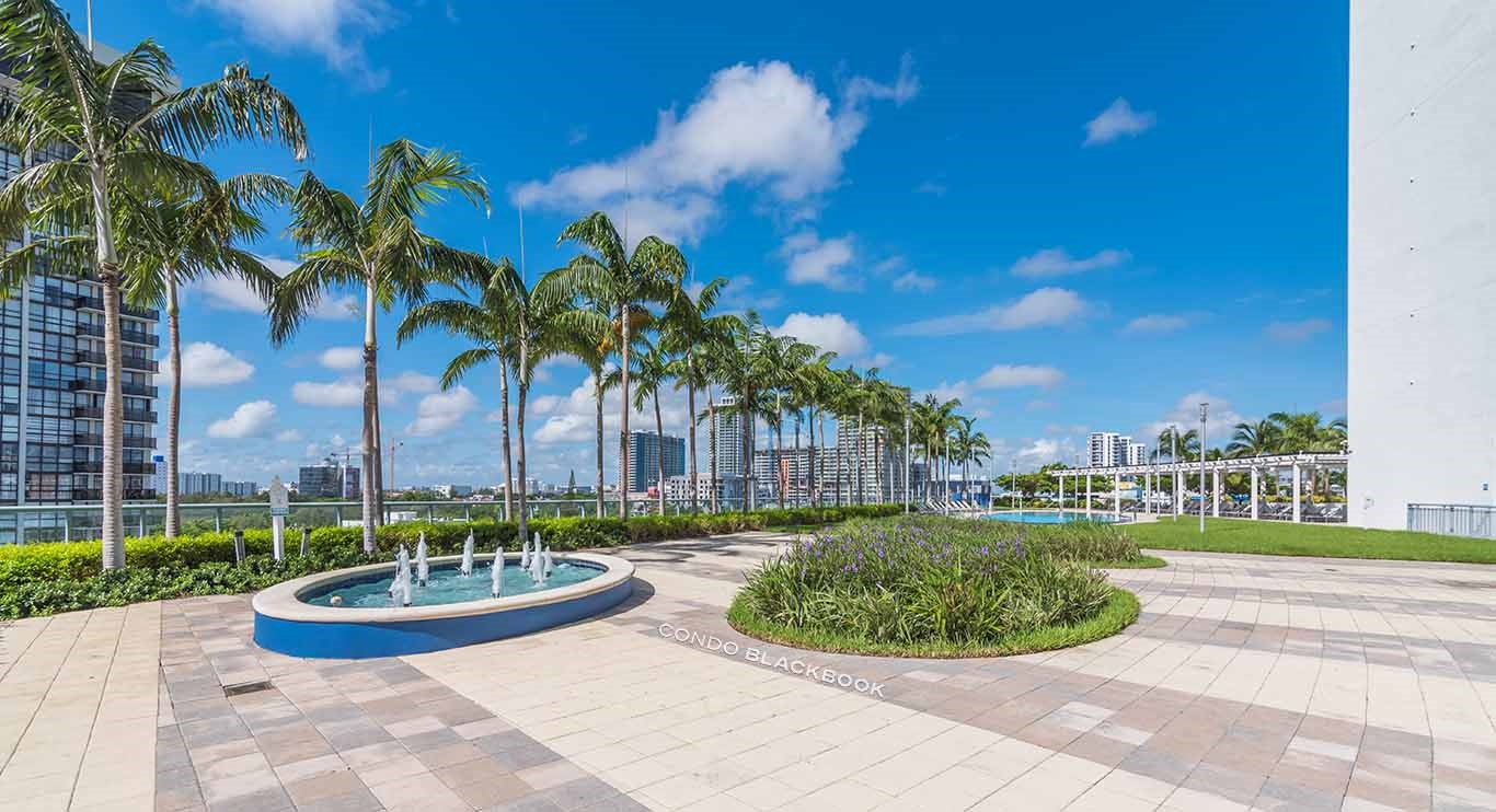 Blue, 601 NE 36th St Blue Img15