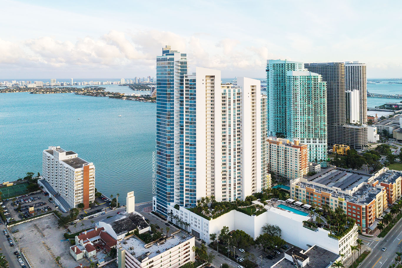 Paramount Bay Condos for Sale and Rent in Edgewater Miami