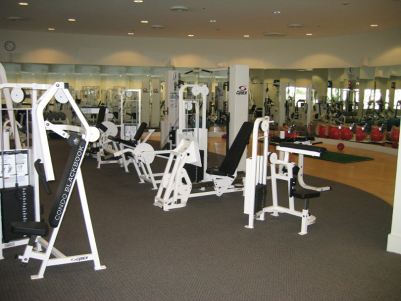 5600, 5600 Collins Ave 5600 Img4