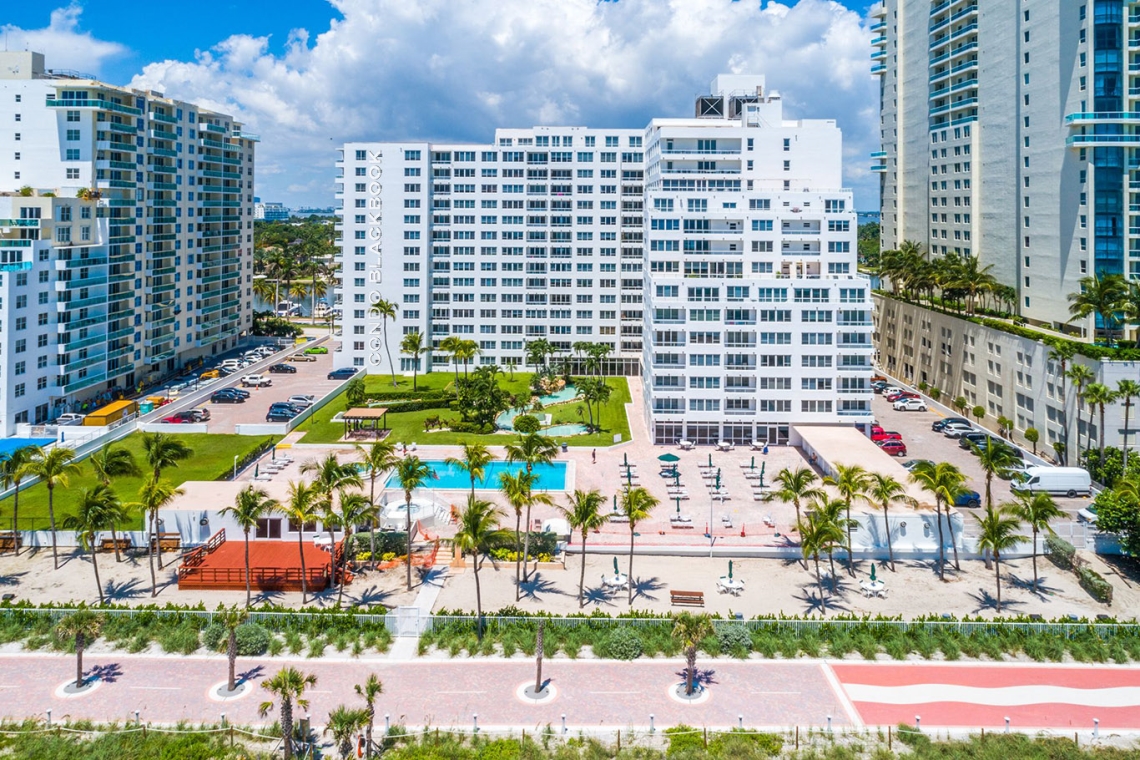 Carriage Club North Img2