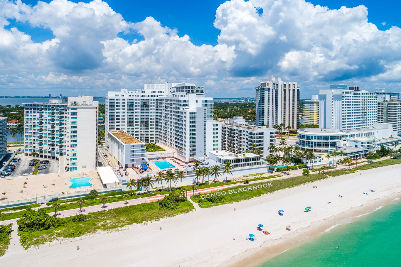 Carriage House, 5401 Collins Avenue Carriage House Img2