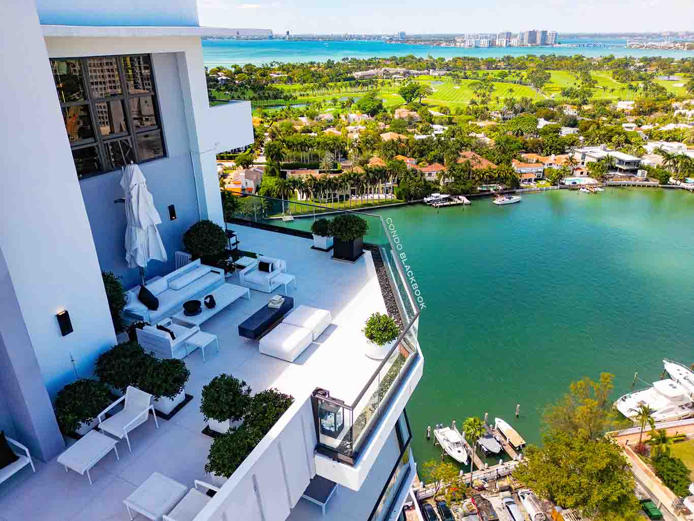 Tower House, 5500 Collins Ave Tower House Img7