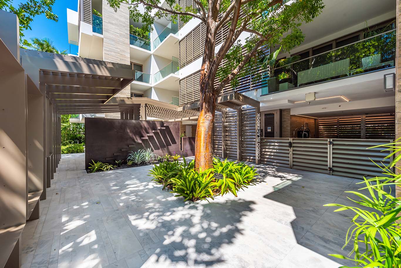 Louver House, 311 Meridian Avenue Louver House Img7