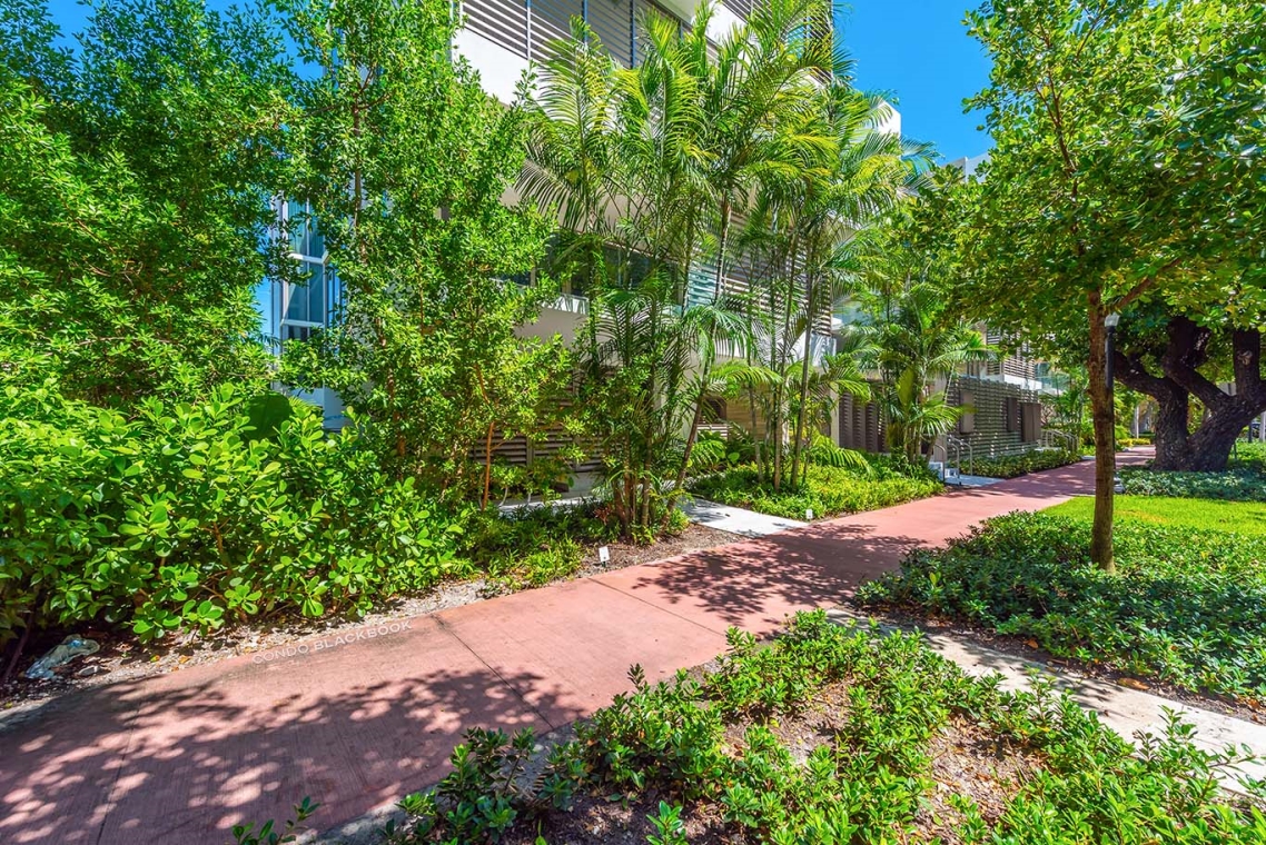 Louver House, 311 Meridian Avenue Louver House Img11