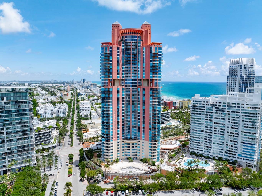 Portofino Tower, 300 S Pointe Drive Portofino Tower Img1