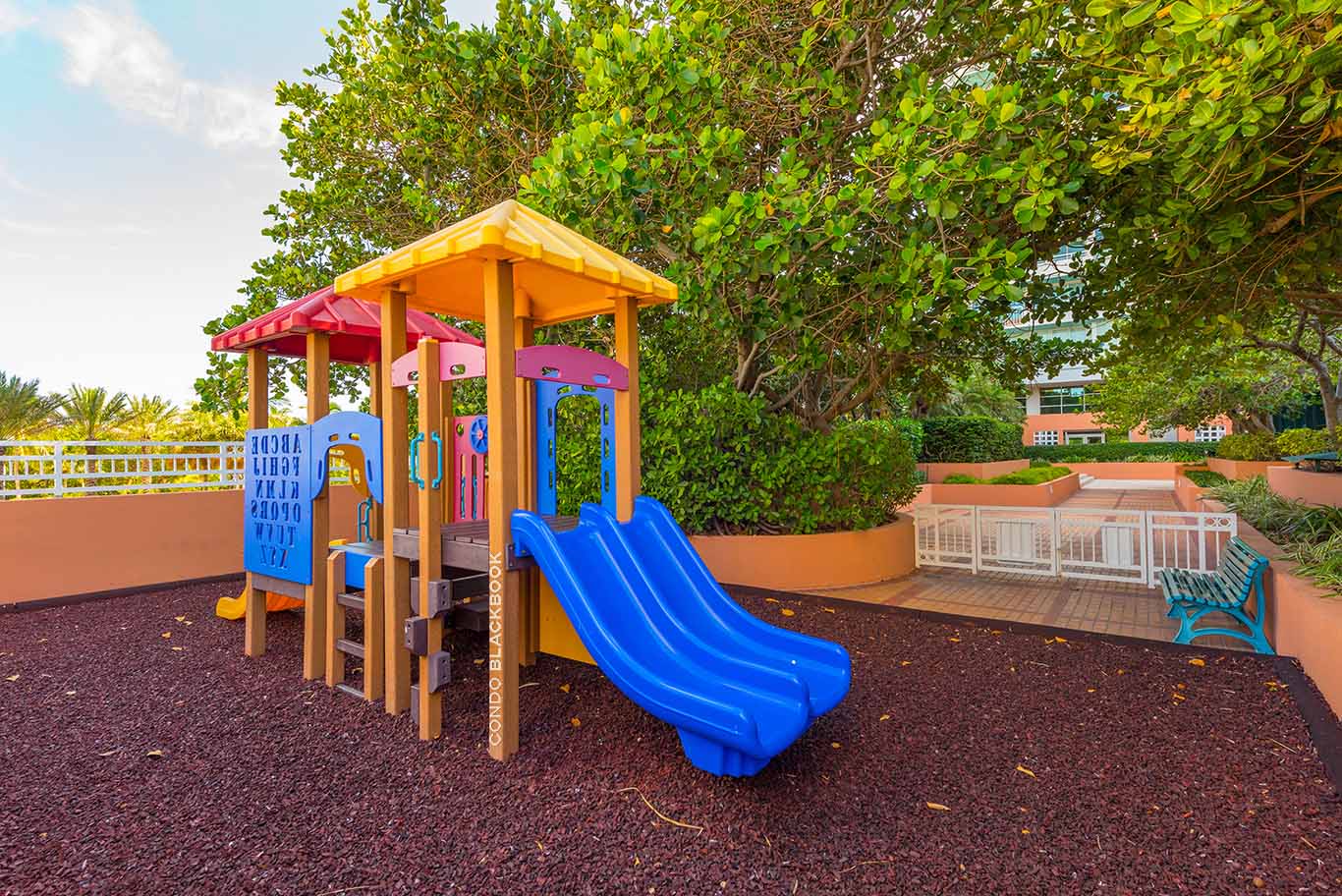 Portofino Tower, 300 S Pointe Drive Portofino Tower Img15