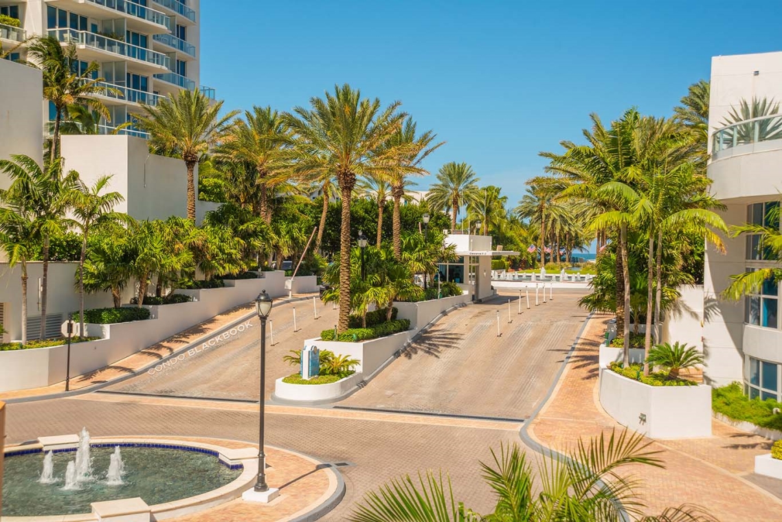 Portofino Tower, 300 S Pointe Drive Portofino Tower Img17