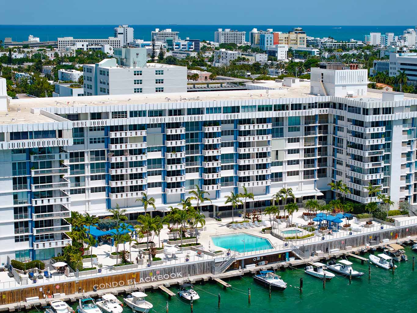 South Bay Club, 800 West Avenue South Bay Club Img3