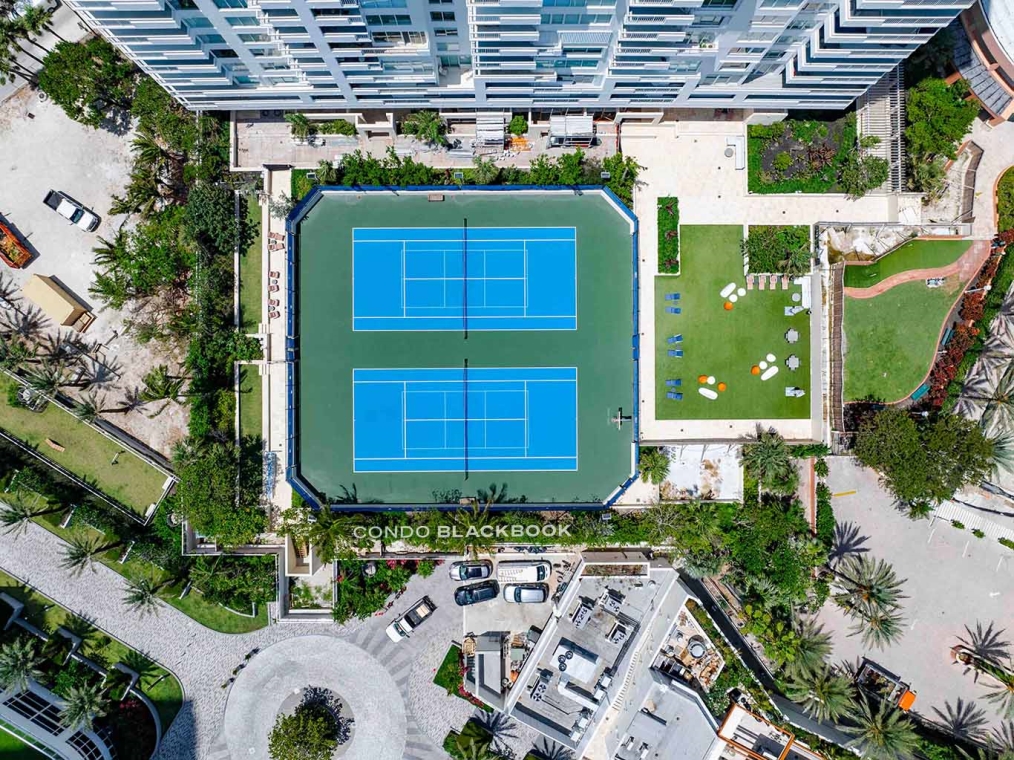 South Pointe Tower, 400 South Pointe Dr South Pointe Tower Img5