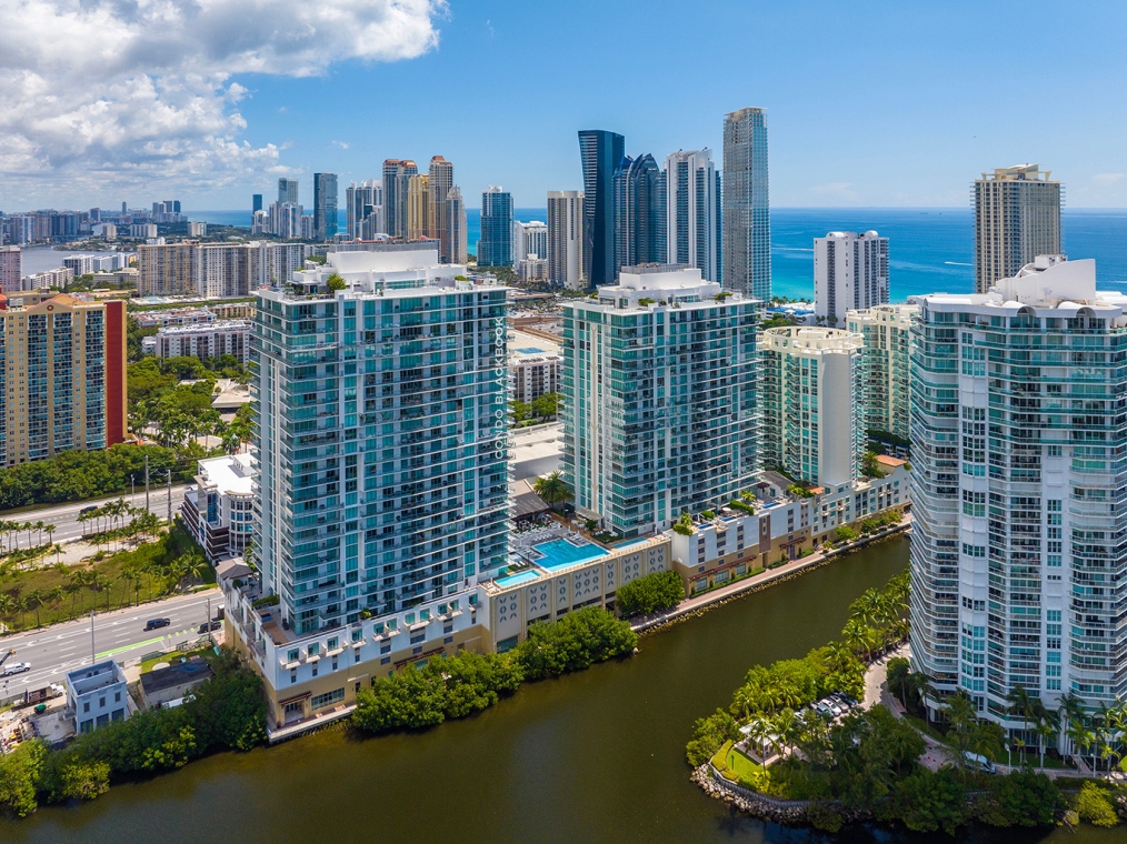 Parque Towers, 300-330 Sunny Isles Blvd Parque Towers Img2