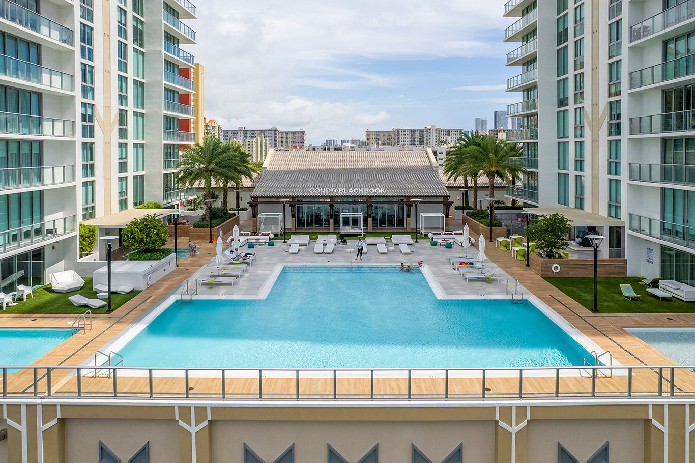 Parque Towers, 300-330 Sunny Isles Blvd Parque Towers Img3