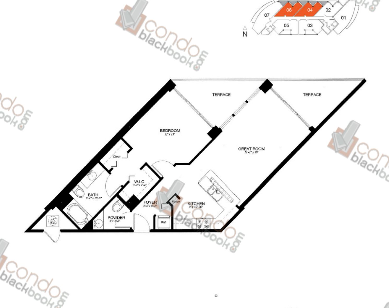 Floor plan for Platinum Edgewater Miami, model 04-06, line 04-06 (Floors 6-22), 1/1.5 bedrooms, 828 sq ft