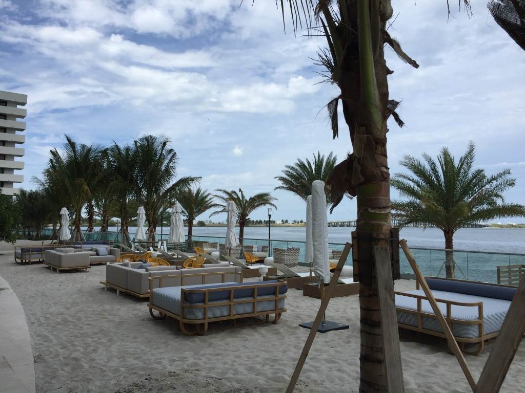 Biscayne Beach - Beach Club