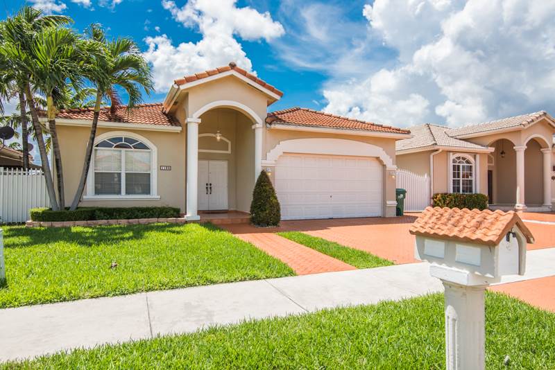 Why Do New Yorkers Love Miami So Much? CondoBlackBook Blog