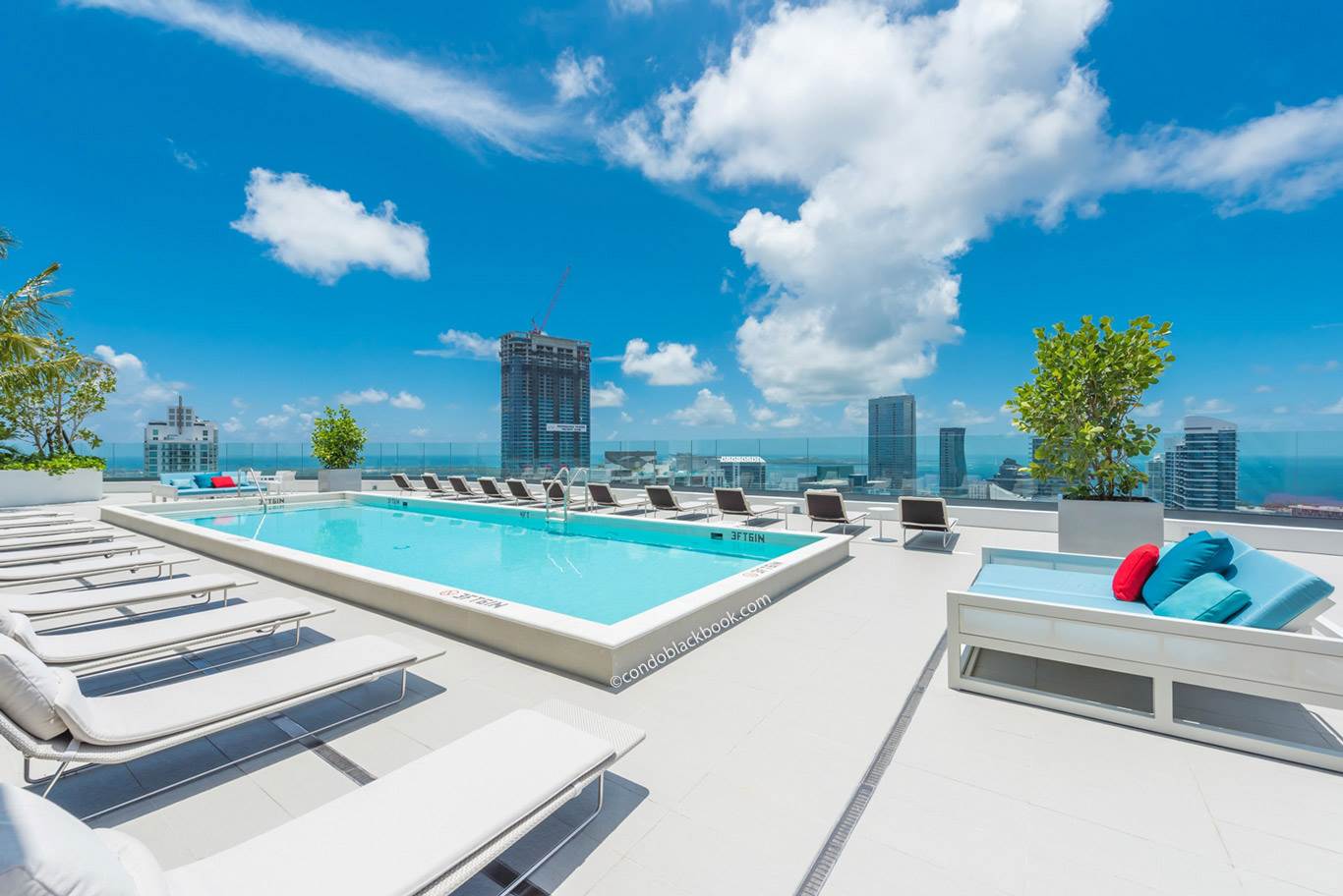 Rooftop pool deck at Brickell Heights
