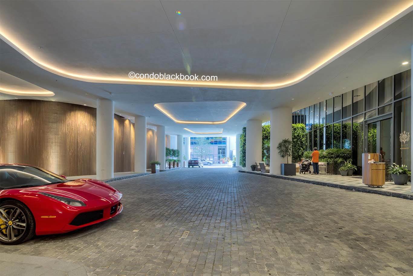 SLS Lux Brickell Miami Edgewater