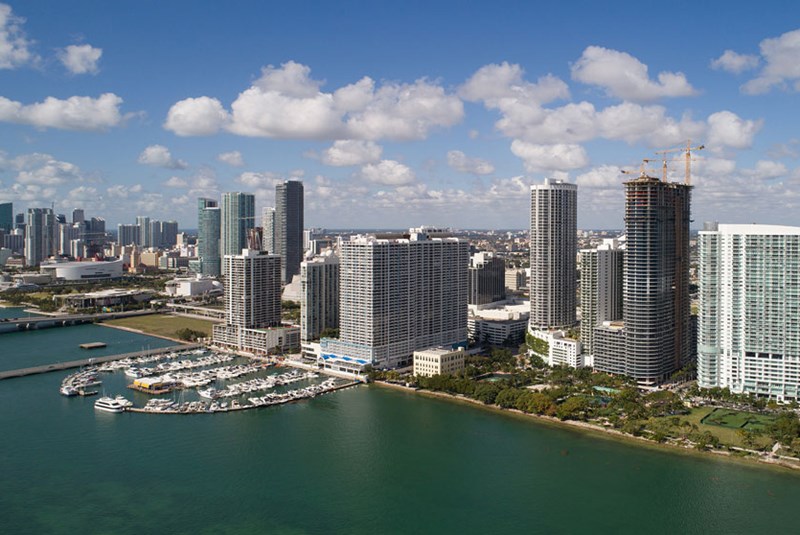 The Most Luxurious Condo Buildings in Edgewater and Midtown | CondoBlackBook Blog The Most Luxurious Condo Buildings in Edgewater and Midtown | CondoBlackBook Blog