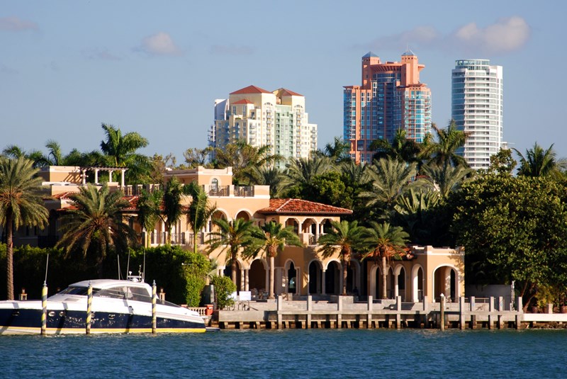 What are the Best Gated Communities of Miami Beach?