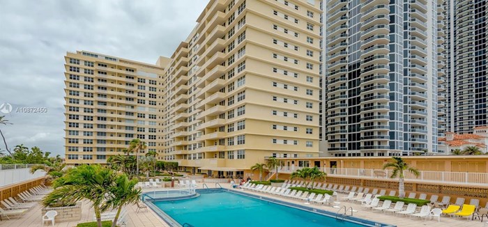 Mimosa Condo