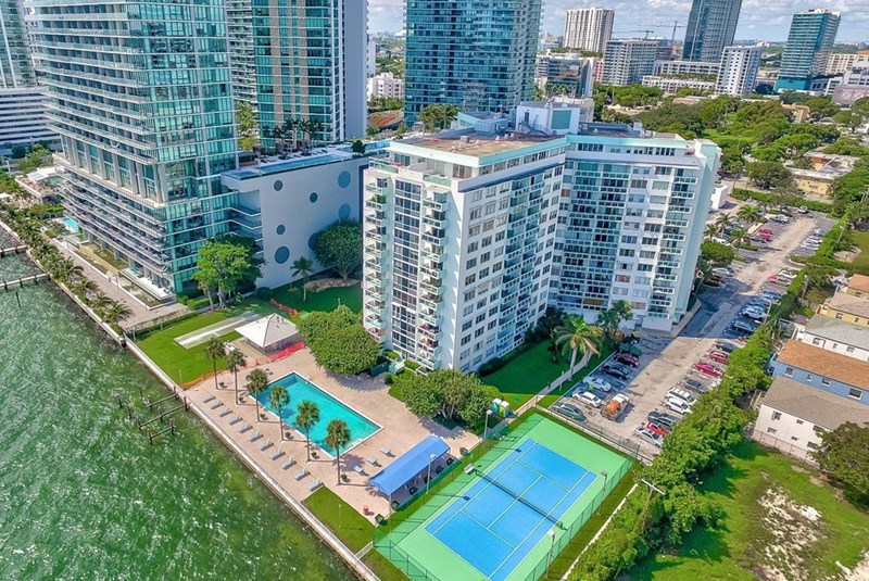 Edgewater’s Bay Park Condo Towers in $130M Bulk Buyout Deal