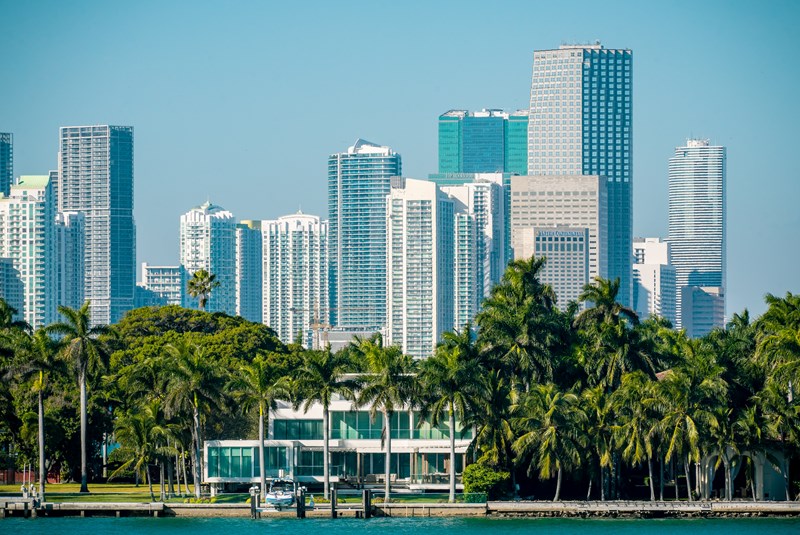 Q2 2022 Miami Condo Market Summary: Luxury Market Takes Summer Break, Retains Seller Stronghold