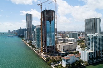Guía completa para comprar un condominio en preconstrucción en Miami