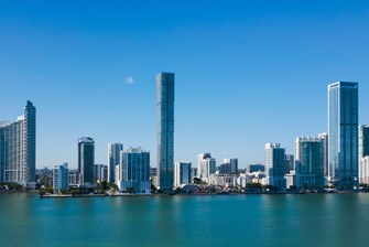 Brickell vs Edgewater: Which Miami Neighborhood is Best?