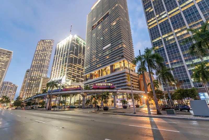 Q1 2024 Greater Downtown Miami Luxury Condo Market Report