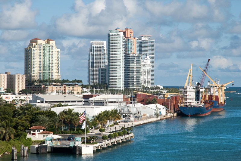 Can a Foreigner Buy a House or Property in Miami?